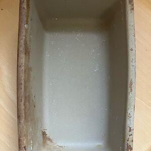 Pampered Chef Stoneware 9 x 5 Loaf Pan - American Heritage Collection